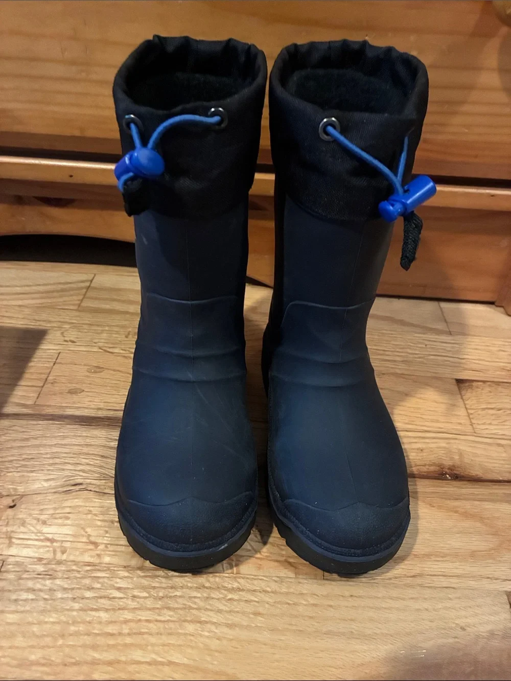 Kamik durable waterproof